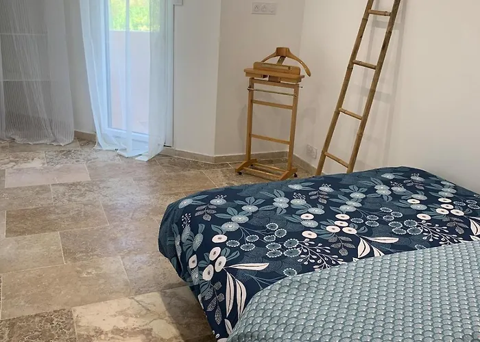 En Centre * Сент-Максім